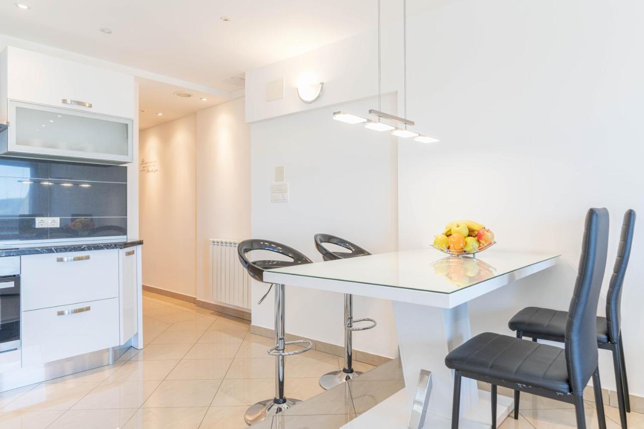 Apartman Lara Šestanovac Exterior foto